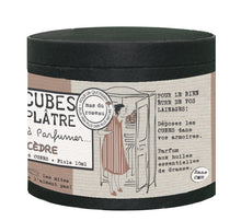 Load image into Gallery viewer, Plaster Cubes (Cedar) - مكعبات الجبس (سيدار)